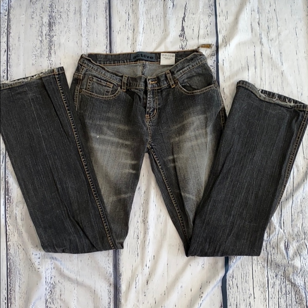 Women’s Boot Leg distressed jeans Size 28 - Picture 2 of 6